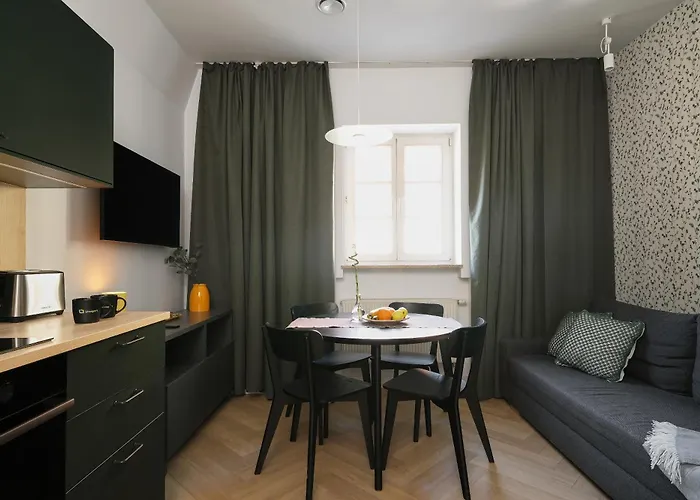 Solny Square Aparthotel